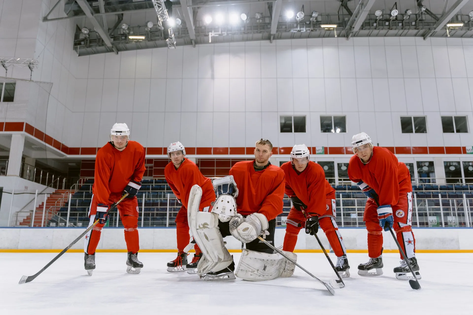Four ways hockey players can benefit from receiving chiropractic care